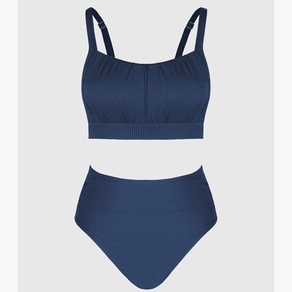 Cupshe Women's Navy Bikini Set with Adjustable Straps - Picture 7 of 13